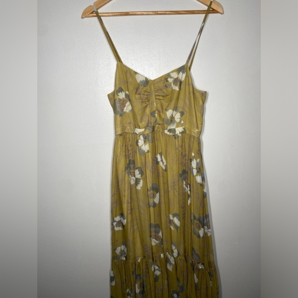 Laura Garcia Barney’s New York 100% Silk Floral Dress - Picture 5 of 9